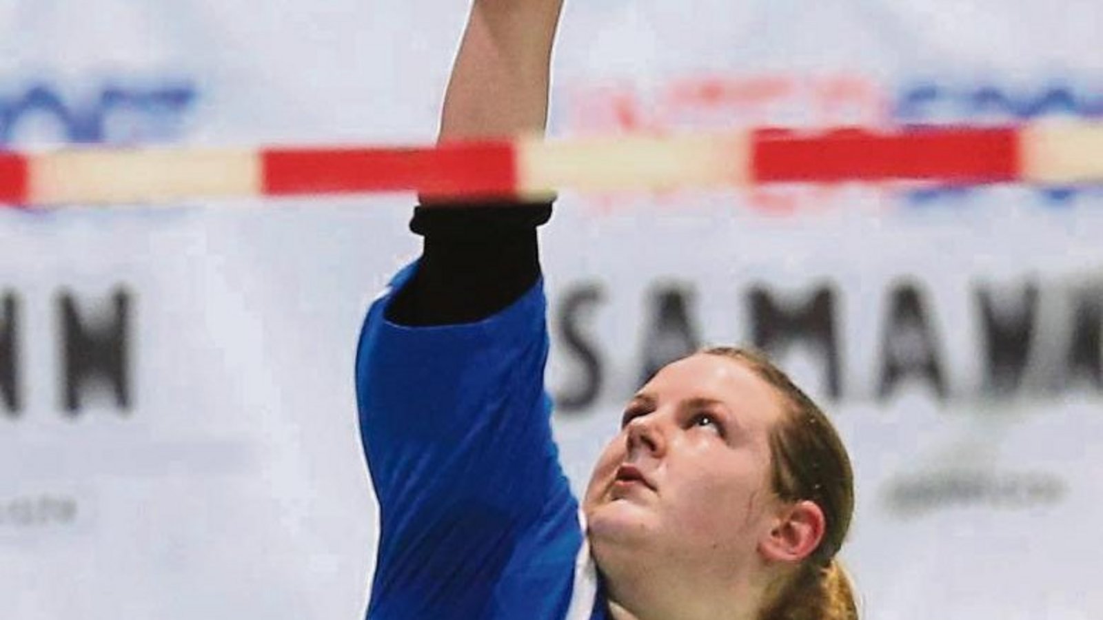 Durchschlagenden Erfolg hatten gestern die Angriffsbälle von Eva Zimmermann, die an der Seite von Eva Grözinger einen Punkt nach dem anderen für den Klassenerhalt sammelte. Foto: Küppers Durchschlagenden Erfolg hatten gestern die Angriffsbälle von Eva Zimmermann, die an der Seite von Eva Grözinger einen Punkt nach dem anderen für den Klassenerhalt sammelte. Foto: Küppers