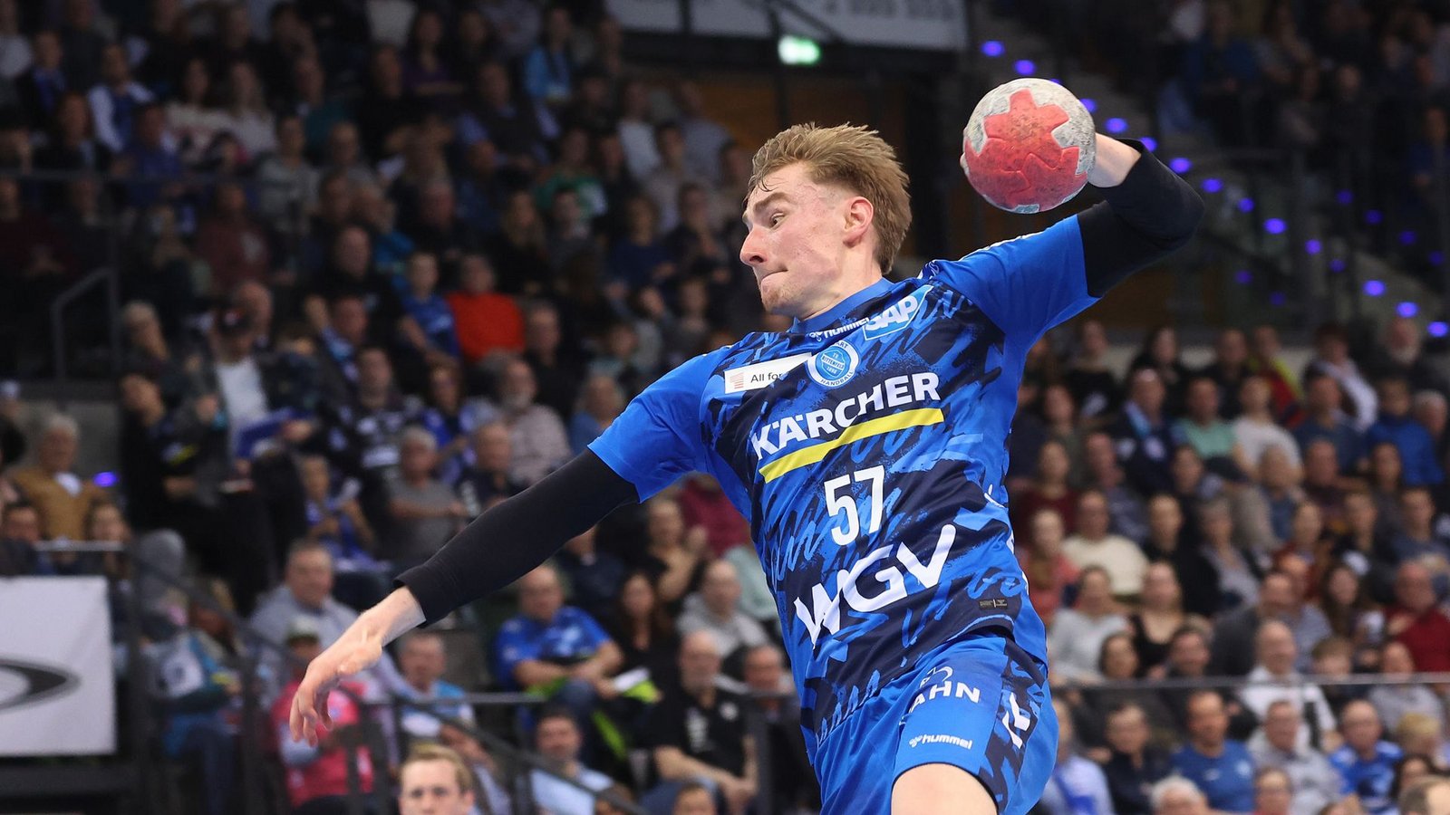 Jakob Nigg hat sich beim TVB Stuttgart zur Nummer eins auf Rechtsaußen entwickelt.Foto: Baumann Jakob Nigg hat sich beim TVB Stuttgart zur Nummer eins auf Rechtsaußen entwickelt.Foto: Baumann
