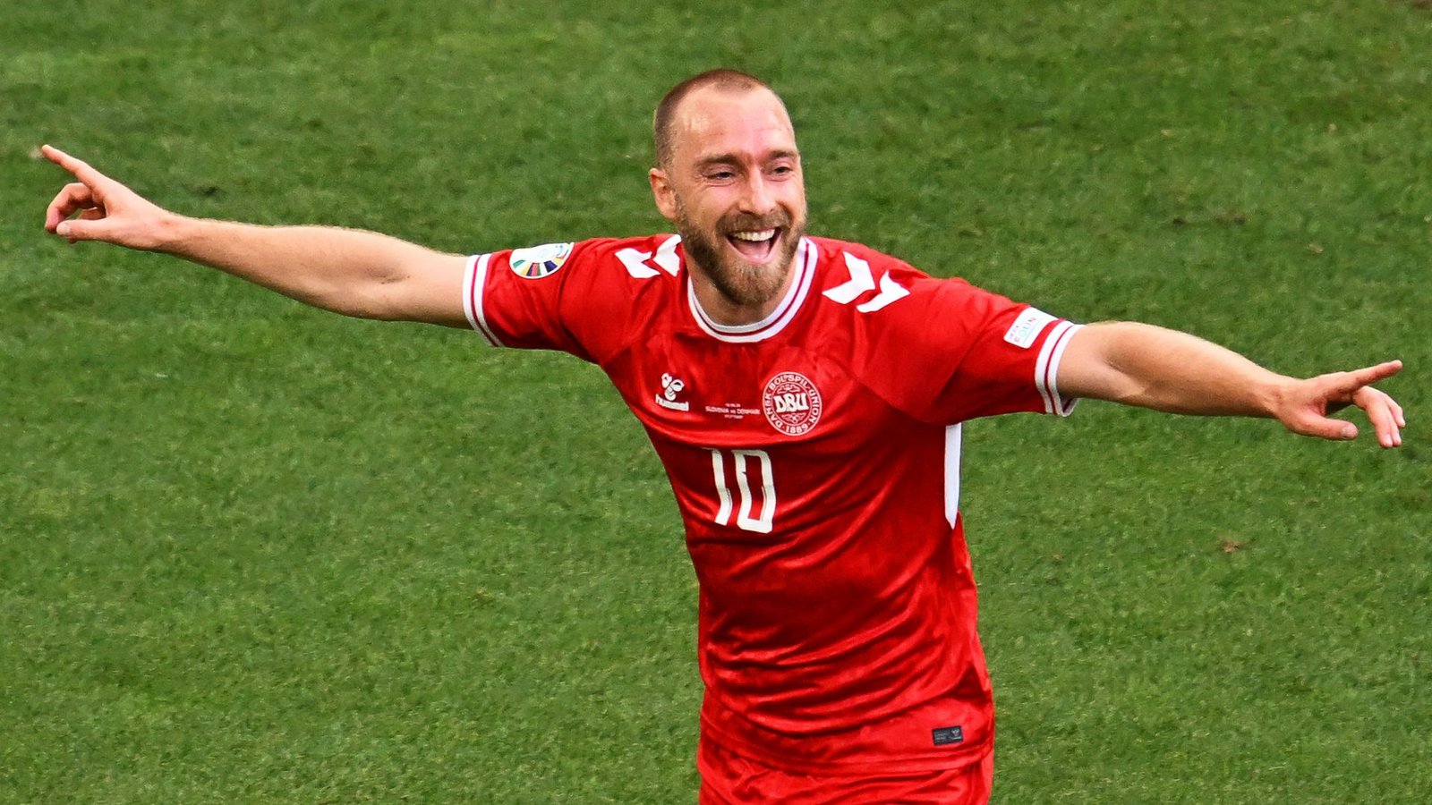 Erst großer Jubel, danach ein bisschen Ernüchterung: Christian Eriksen im Spiel der Dänen gegen Slowenien in Stuttgart.Foto: dpa/Bernd Weißbrod Erst großer Jubel, danach ein bisschen Ernüchterung: Christian Eriksen im Spiel der Dänen gegen Slowenien in Stuttgart.Foto: dpa/Bernd Weißbrod