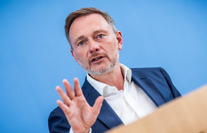 Finanzminister Christian Lindner meldet sich in der Debatte nach dem Attentat von Solingen zu Wort.<span class='image-autor'>Foto: dpa/Michael Kappeler</span>