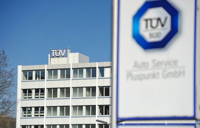 Für die Hauptuntersuchung gelten ab 2023 neue Preise. (Symbolbild)<span class='image-autor'>Foto: Lichtgut/Max Kovalenko</span>
