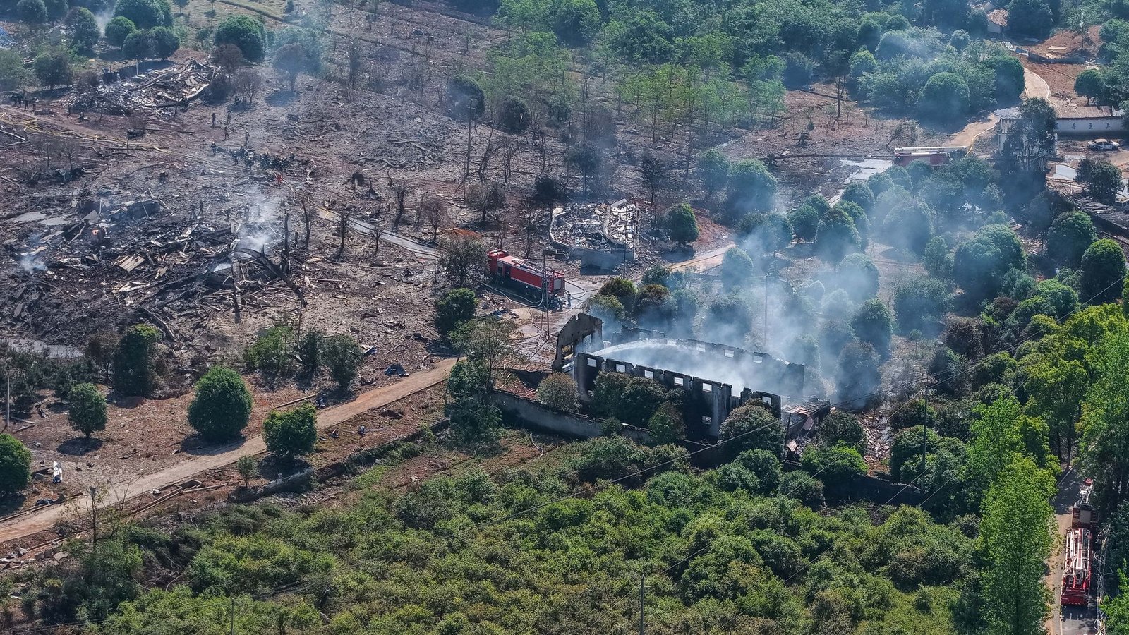 Bei der Explosion einer Feuerwerksfabrik in der Stadt Liuyang sind 37 Menschen ums Leben gekommen.Foto: Chen Sihan/Xinhua/AP/dpa