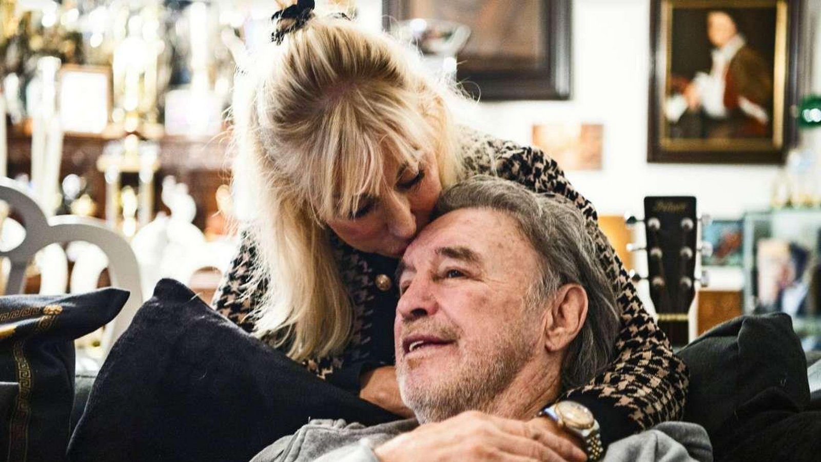 Maria Weller pflegt ihren an Demenz erkrankten Mann René Weller daheim.Foto: / Andreas Reiner