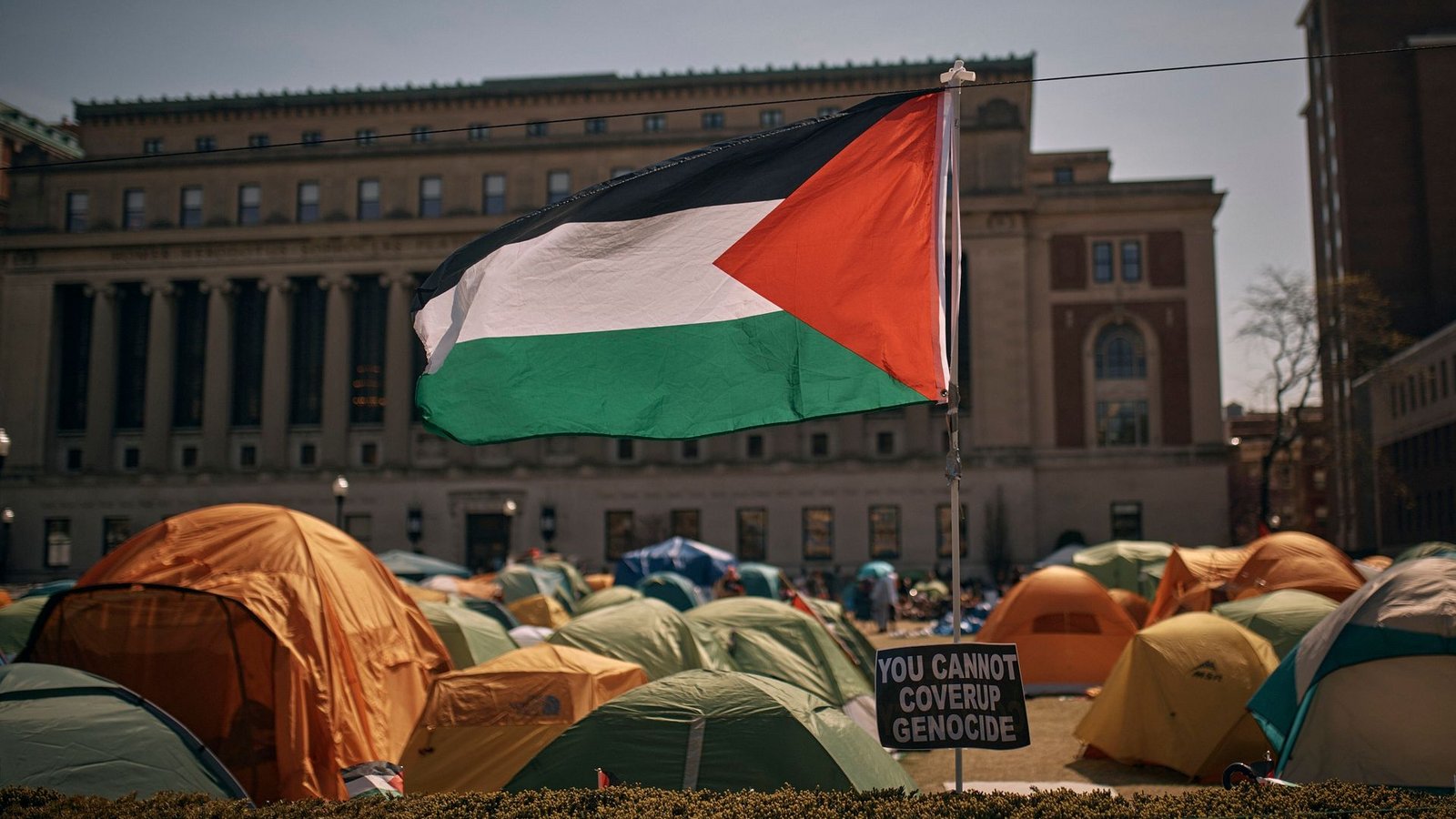 Mittlerweile protestieren Studierende und Hochschulpersonal an Universitäten in mehr als zwei Dutzend US-Bundesstaaten gegen den Gaza-Krieg.Foto: Andres Kudacki/AP/dpa
