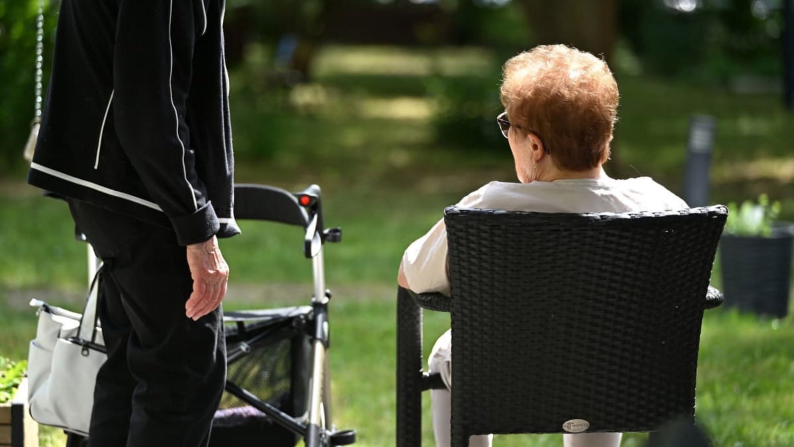 Das Bundeskabinett befasst sich in seiner Sitzung am Mittwoch mit der Pflegereform.Elisa Schu/dpa Das Bundeskabinett befasst sich in seiner Sitzung am Mittwoch mit der Pflegereform.Elisa Schu/dpa