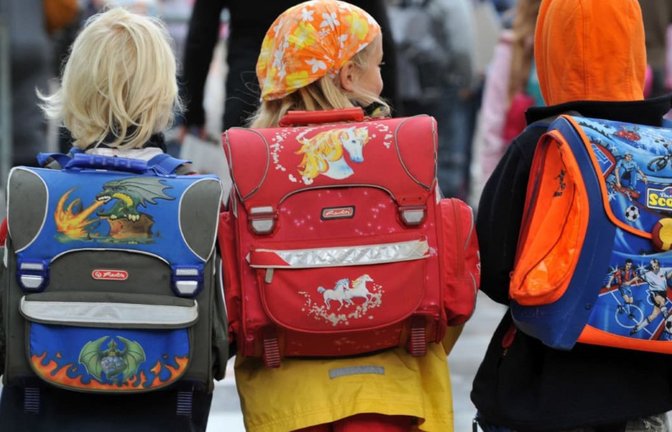 Den ganzen Tag in der Schule: Ab August gibt es für Erstklässler in Deutschland einen Rechtsanspruch darauf.<span class='image-autor'>Patrick Seeger/dpa</span>
