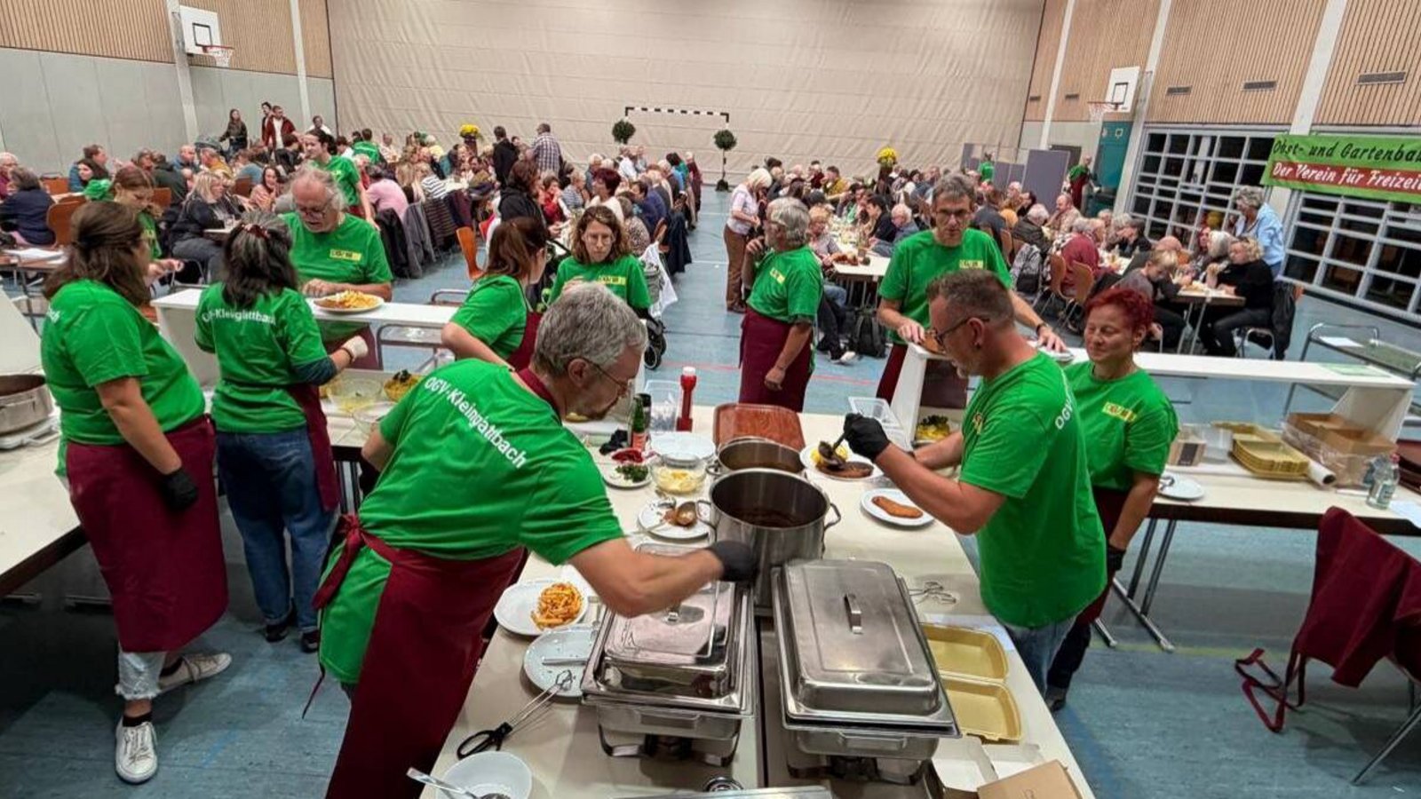 Kleinglattbach Obst- und Gartenbauverein OGV Schnitzeltag Halle im See Fest