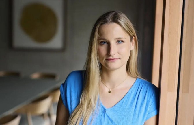 Josephine Ballon ist die Geschäftsführerin der Organisation HateAid, die sich gegen Hass und Hetze im Netz einsetzt.<span class='image-autor'>Foto: Sven Serkis</span>