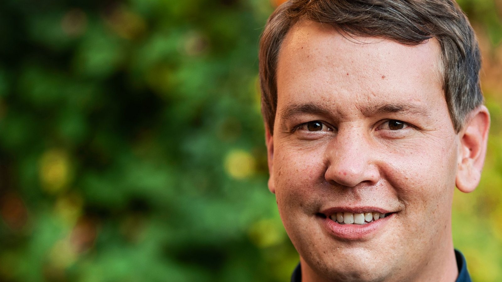 Oliver Hildenbrand: „Solidarität mit Israel heißt nicht Empathielosigkeit mit dem Leid der palästinensischen Zivilbevölkerung.“Foto: Lichtgut/Christoph Schmidt Oliver Hildenbrand: „Solidarität mit Israel heißt nicht Empathielosigkeit mit dem Leid der palästinensischen Zivilbevölkerung.“Foto: Lichtgut/Christoph Schmidt