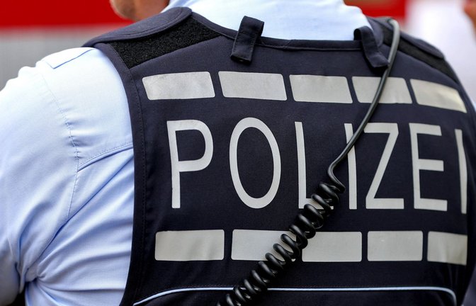 Ein in zwei Teile zerteilter Toter wurde in Frankreich gefunden. Nun wurde eine verdächtige Frau in der Schweiz festgenommen. (Symbolbild)<span class='image-autor'>Foto: IMAGO/Maximilian Koch</span>