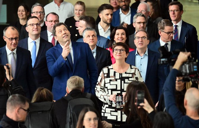 Die Spitzen von Union und SPD bei der Vorstellung des Koalitionsvertrags. CDU und CSU haben ihre Minister und Ministerinnen inzwischen bekannt gegeben – die SPD noch nicht.<span class='image-autor'>Foto: Sebastian Christoph Gollnow/dpa</span>