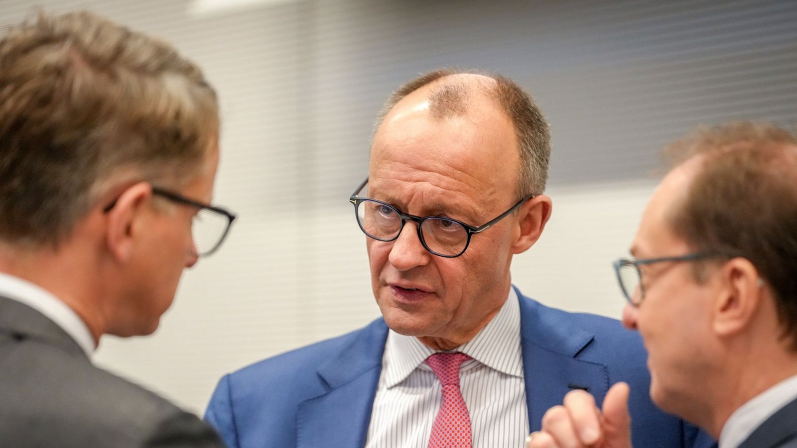 CDU-Kanzlerkandidat Merz sprach sich für eine Reform bei der Wohnkostenübernahme für Bürgergeldempfänger aus.Foto: dpa/Kay Nietfeld CDU-Kanzlerkandidat Merz sprach sich für eine Reform bei der Wohnkostenübernahme für Bürgergeldempfänger aus.Foto: dpa/Kay Nietfeld