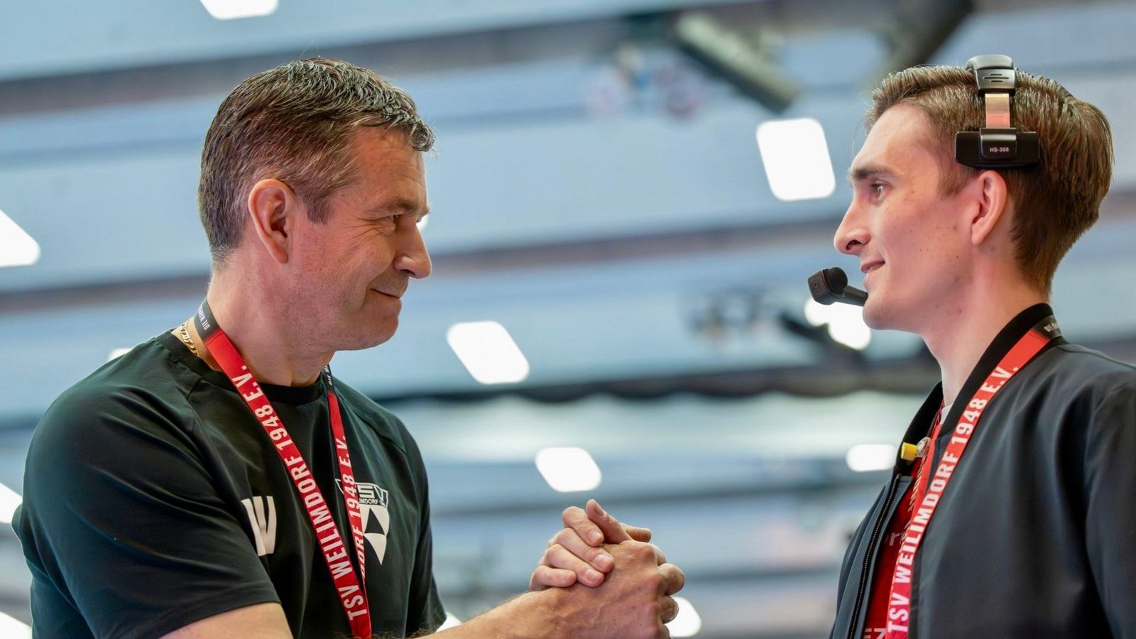 Der TSV-Vorstandsvorsitzende Daniel Nötzold (re.) mit Futsal-Chefcoach Vojkan Vukmirovic.Foto: TSV Weilimdorf