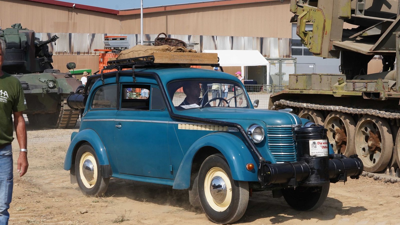 und Oldtimern ...Foto: Andreas Rosar /Fotoagentur-Stuttgart