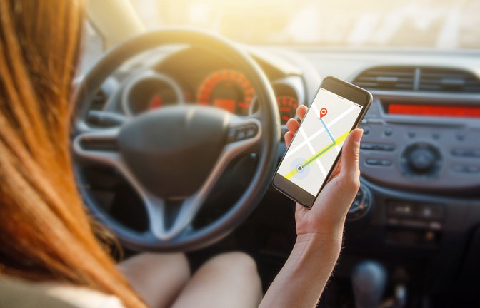 Erfahren Sie, wie Sie mit den wichtigsten Navigations-Apps nach Hause navigieren und die Heimatadressen einstellen.<span class='image-autor'>Foto: Oatawa / Shutterstock.com</span>