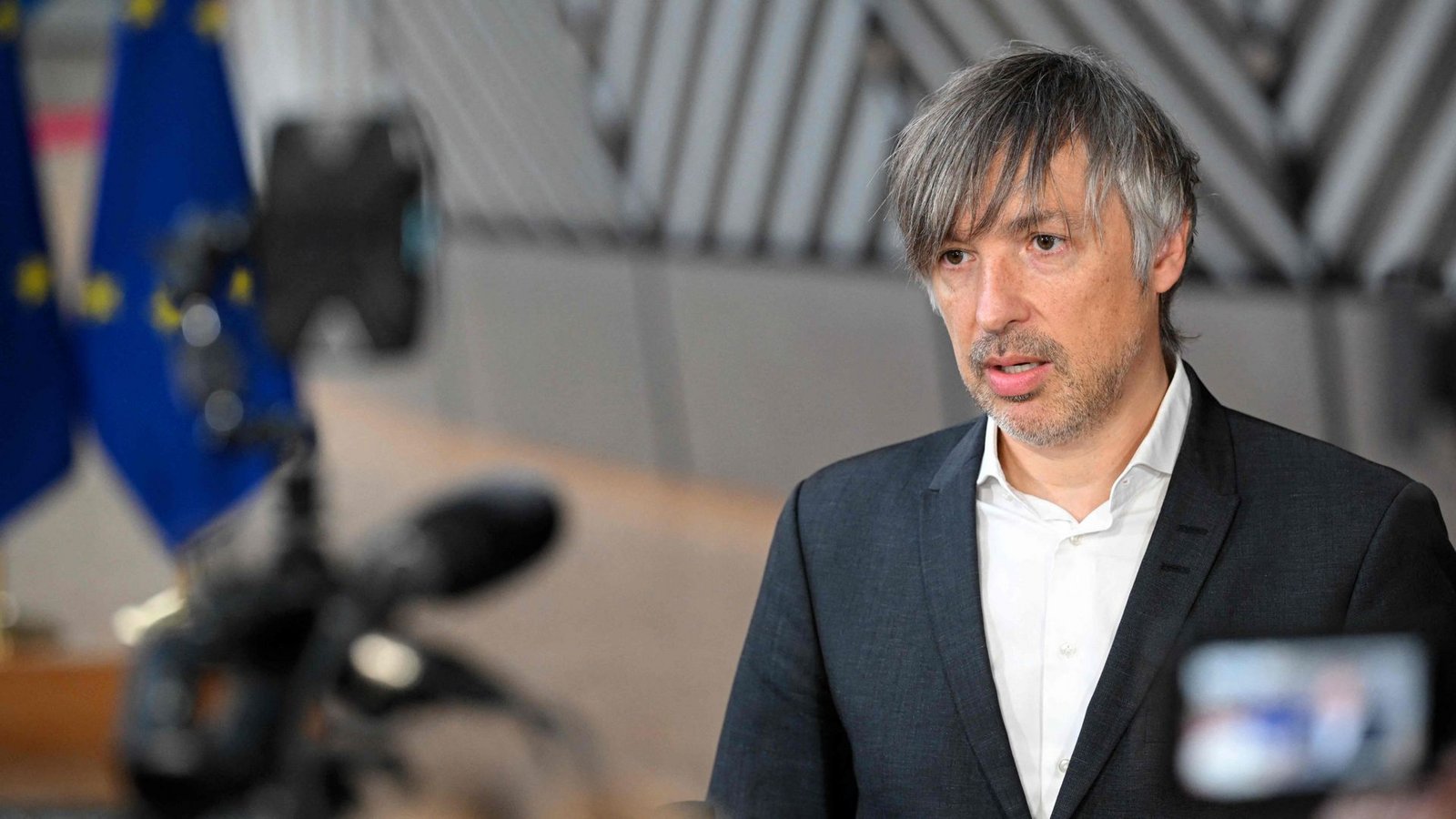 Polens Vertreter Krzysztof Bolesta muss beim Treffen der Umweltminister in Brüssel erklären, weshalb sich sein Land im Kampf gegen den Klimawandel vehement gegen eine Verschärfung der EU-Vorschriften stemmt.Foto: AFP Polens Vertreter Krzysztof Bolesta muss beim Treffen der Umweltminister in Brüssel erklären, weshalb sich sein Land im Kampf gegen den Klimawandel vehement gegen eine Verschärfung der EU-Vorschriften stemmt.Foto: AFP