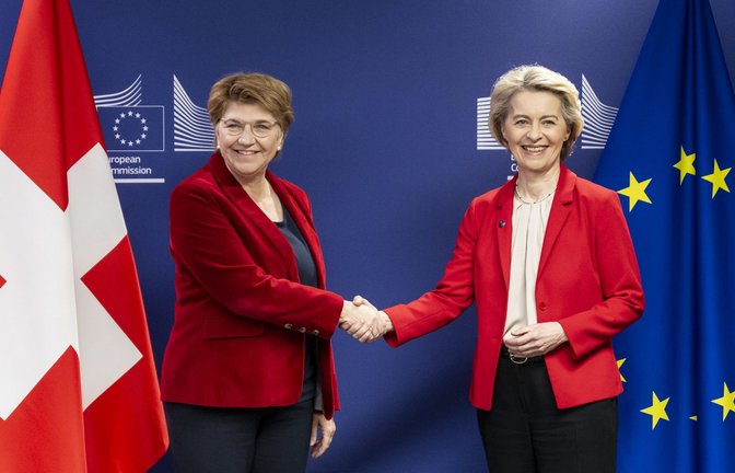 Der erste Schritt ist getan. Die Schweizer Bundespräsidentin Viola Amherd (links) und EU-Kommissionspräsidentin Ursula von der Leyen starten in Brüssel die Verhandlungen für einen  Annäherungskurs.<span class='image-autor'>Foto: dpa/Alessandro Della Valle</span>