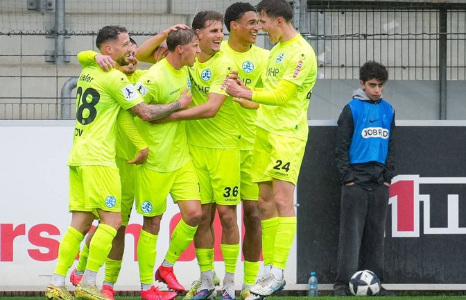 Die Stuttgarter Kickers können  im Dreisamstadion drei Tore bejubeln.<span class='image-autor'>Foto: IMAGO/STEINSIEK.CH</span>