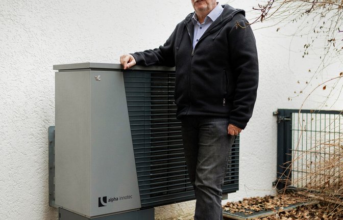 Thomas Gerner aus Stuttgart-Plieningen betreibt eine Wärmepumpe. In Stuttgart sind derzeit 2700 Stück angemeldet.Thomas Gerner aus Stuttgart-Plieningen betreibt eine Wärmepumpe. In Stuttgart sind derzeit 2700 Stück angemeldet.<span class='image-autor'>Foto: Lg/J.Rettig</span>