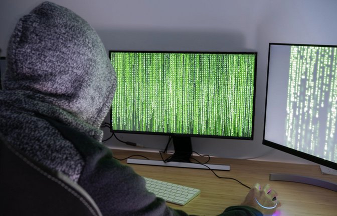 So genannte Trollfabriken sollen die öffentliche Meinung in westlichen Demokratien beeinflussen – insbesondere bei Wahlen. (Symbolbild)<span class='image-autor'>Foto: IMAGO/Depositphotos/victorttcd</span>