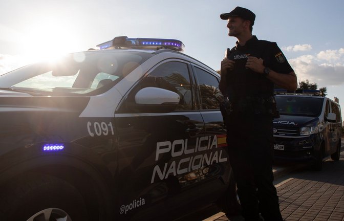 Die Polizei ermittelt (Symbolbild).<span class='image-autor'>Foto: Clara Margais/dpa/Clara Margais</span>