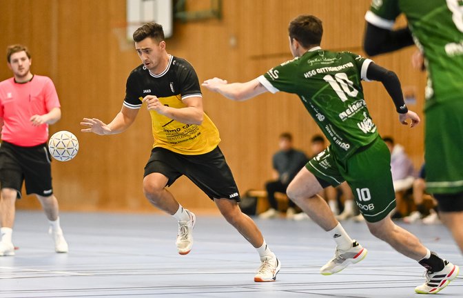 Zumindest auf dem Papier ist Sebastian Grau (links) mit den Oberriexingern in der Favoritenrolle.  <span class='image-autor'>Foto: Leitner</span>