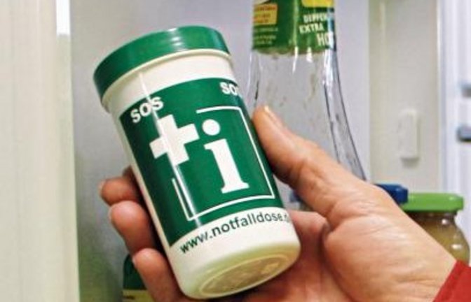 Die Dose im Kühlschrank kann Leben retten. p