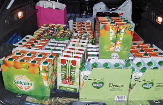 Dem Aufruf, unter anderem Säfte für den Tafelladen zu spenden, kamen viele nach.  Foto: p