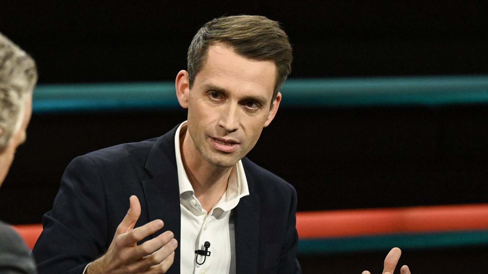 Politiker Andreas Audretsch (Grüne) kritisierte bei „Hart aber fair“ das VW-Management. (Archivbild)Foto: IMAGO/teutopress/IMAGO/teutopress GmbH Politiker Andreas Audretsch (Grüne) kritisierte bei „Hart aber fair“ das VW-Management. (Archivbild)Foto: IMAGO/teutopress/IMAGO/teutopress GmbH