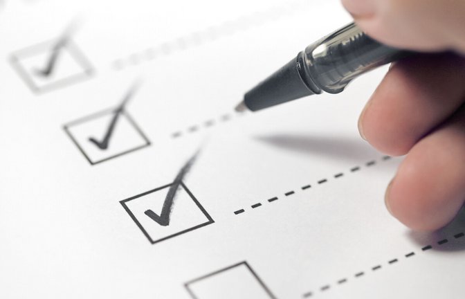 Hier zeigen wir Ihnen, wie Sie in Word Kästchen zum Ankreuzen sowohl im Dokument als auch zum Ausdrucken einfügen.<span class='image-autor'>Foto: Eakasarn / Shutterstock.com</span>