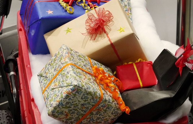 Worauf man beim Versand von Briefen und Paketen zu Weihnachten achten sollte (Symbolfoto).<span class='image-autor'>Foto: IMAGO/Geisser/IMAGO/Manuel Geisser</span>