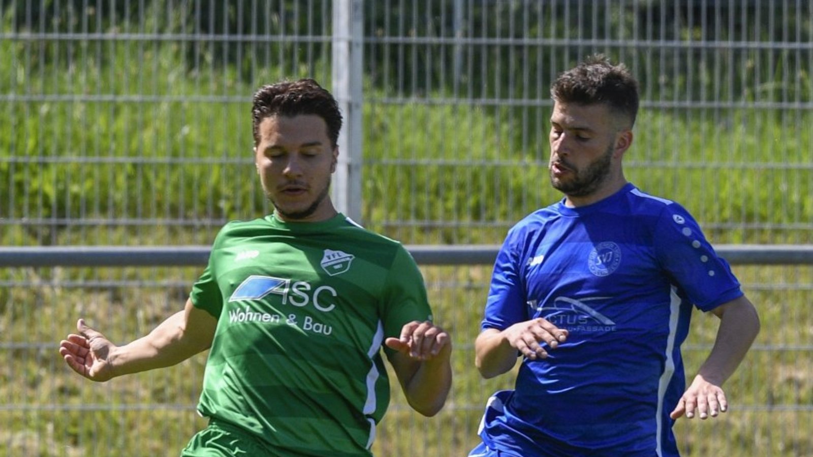 Muss der SV Illingen (rechts Tim Scheuermann) in die Relegation oder nicht? Foto: Leitner
