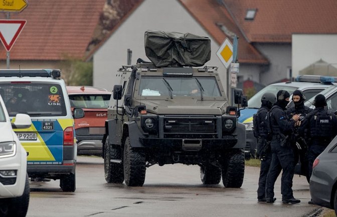 Die Polizei war mit Spezialkräften im Einsatz.<span class='image-autor'>Tizian Gerbing/dpa</span>