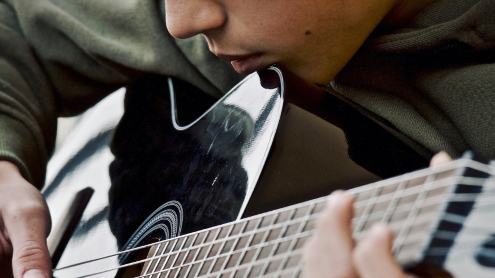 Musik liegt in der Luft – und die Gebührenerhöhung steht unmittelbar bevor. Foto: sweetlouise/Pixabay Musik liegt in der Luft – und die Gebührenerhöhung steht unmittelbar bevor. Foto: sweetlouise/Pixabay