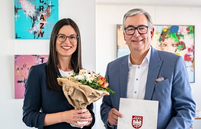 Dietmar Allgaier begrüßte die neue Dezernentin für Umwelt, Technik und Bauen beim Landratsamt  Ludwigsburg Kristin Wagner (Landratsamt Ludwigsburg). 