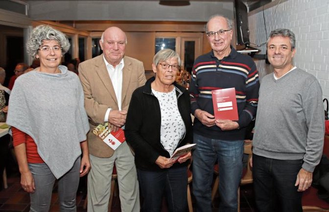 Freuen sich über die Sportabzeichen beim TV Vaihingen (von links): Sonja Faltum, Rüdiger Holzberg, Hannelore Schenk, Günter Scheihing und Gregor Faltum. Foto: Arning