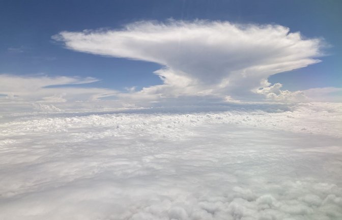 Wolkenbildung über dem Amazonas-Gebiet, aufgenommen bei einem Forschungsflug. Foto:<span class='image-autor'>Foto: Philip Holzbeck/MPI für Chemie</span>