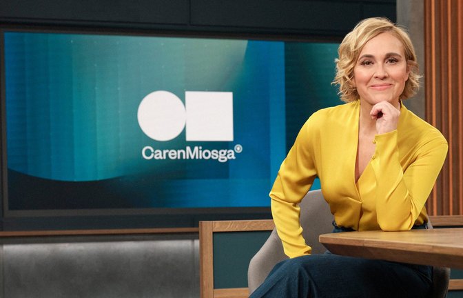 Caren Miosga diskutiert sonntags mit ihren Gästen.<span class='image-autor'>Foto: obs/NDR</span>