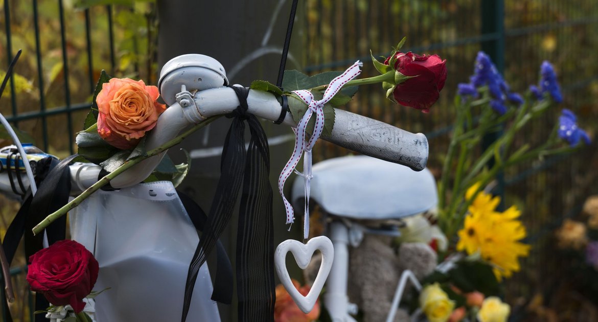 Mahnwache nach tödlichem Fahrradunfall