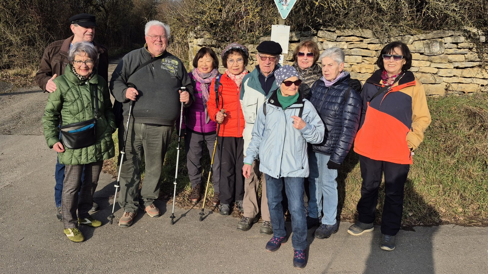 Bei Sonnenschein ins neue Wanderjahr gestartet: der Schwäbische Albverein. Foto: p