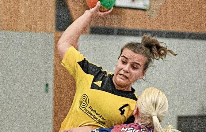 Afroditi Kalaitzidou hat sechs Treffer zum 18:34 des TSV Oberriexingen beigetragen. Foto: Leitner