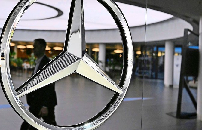 Mercedes bekennt sich zum Standort Deutschland. Die hiesigen Arbeitskosten seien im Vergleich zu   anderen Ländern allerdings zu hoch.<span class='image-autor'>Foto: Bernd Weißbrod/dpa</span>
