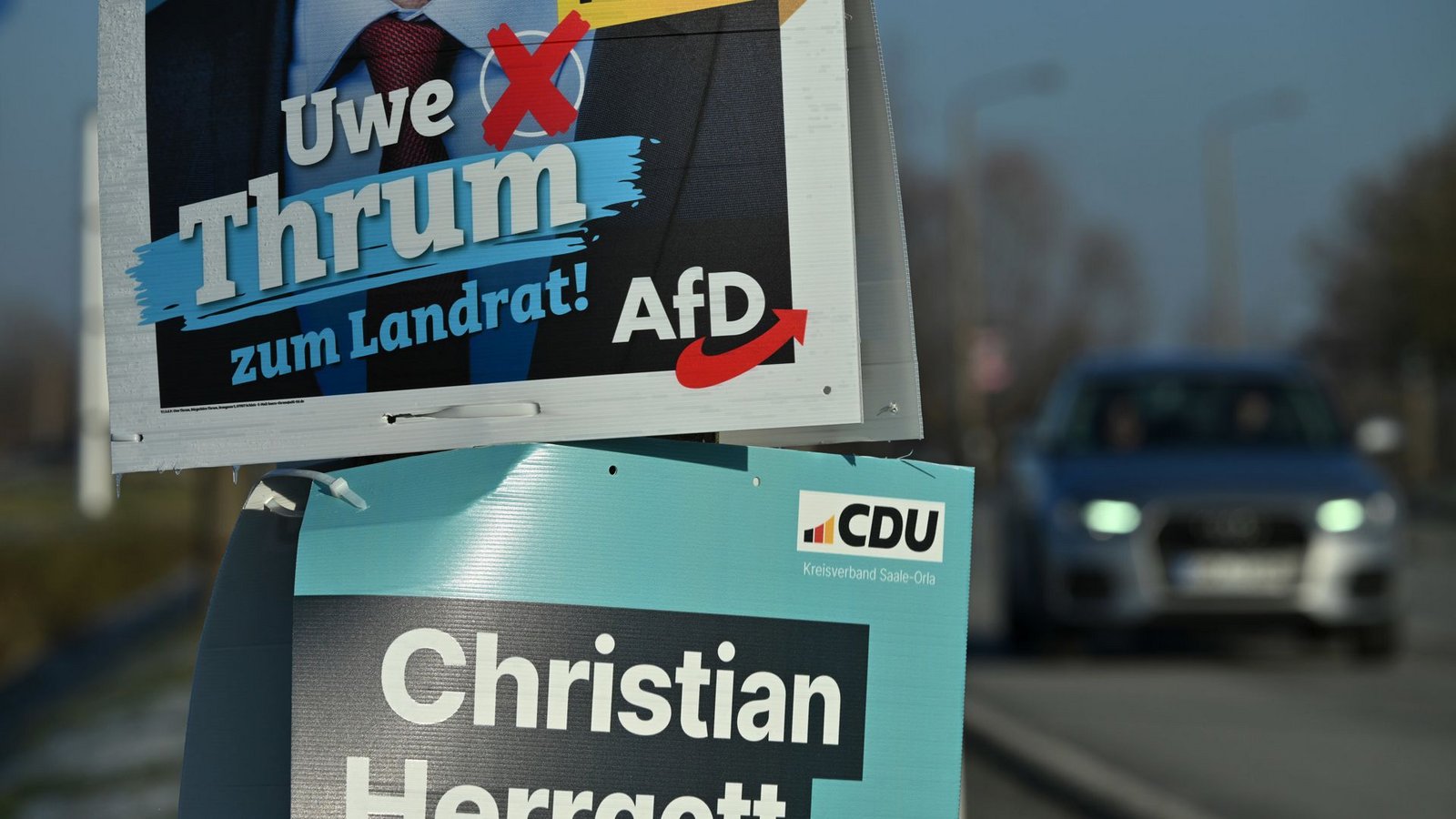 Mit 52,4 Prozent konnte Christian Herrgott von der CDU die Stichwahl gewinnen.Foto: dpa/Martin Schutt Mit 52,4 Prozent konnte Christian Herrgott von der CDU die Stichwahl gewinnen.Foto: dpa/Martin Schutt