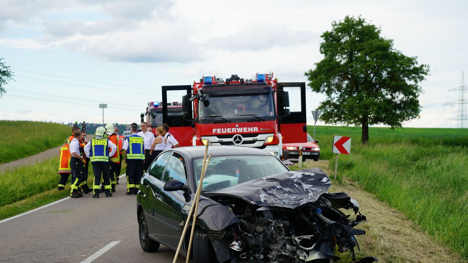 Die 21-Jährige geriet mit ihrem Wagen in den Gegenverkehr.Foto: SDMG / Woelfl