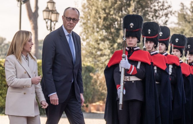 Giorgia Meloni und Friedrich Merz trafen sich zu den deutsch-italienischen Regierungskonsultationen in Rom.<span class='image-autor'>Foto: Michael Kappeler/dpa</span>