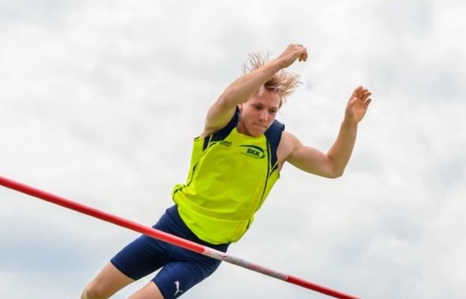 Nur richtig fliegen ist schöner: Samuel Weber ging als Favorit ins Finale bei den deutschen U-16-Meisterschaften und wurde seiner Rolle voll gerecht - die Goldmedaille war der Lohn.<span class='image-autor'>privat</span>