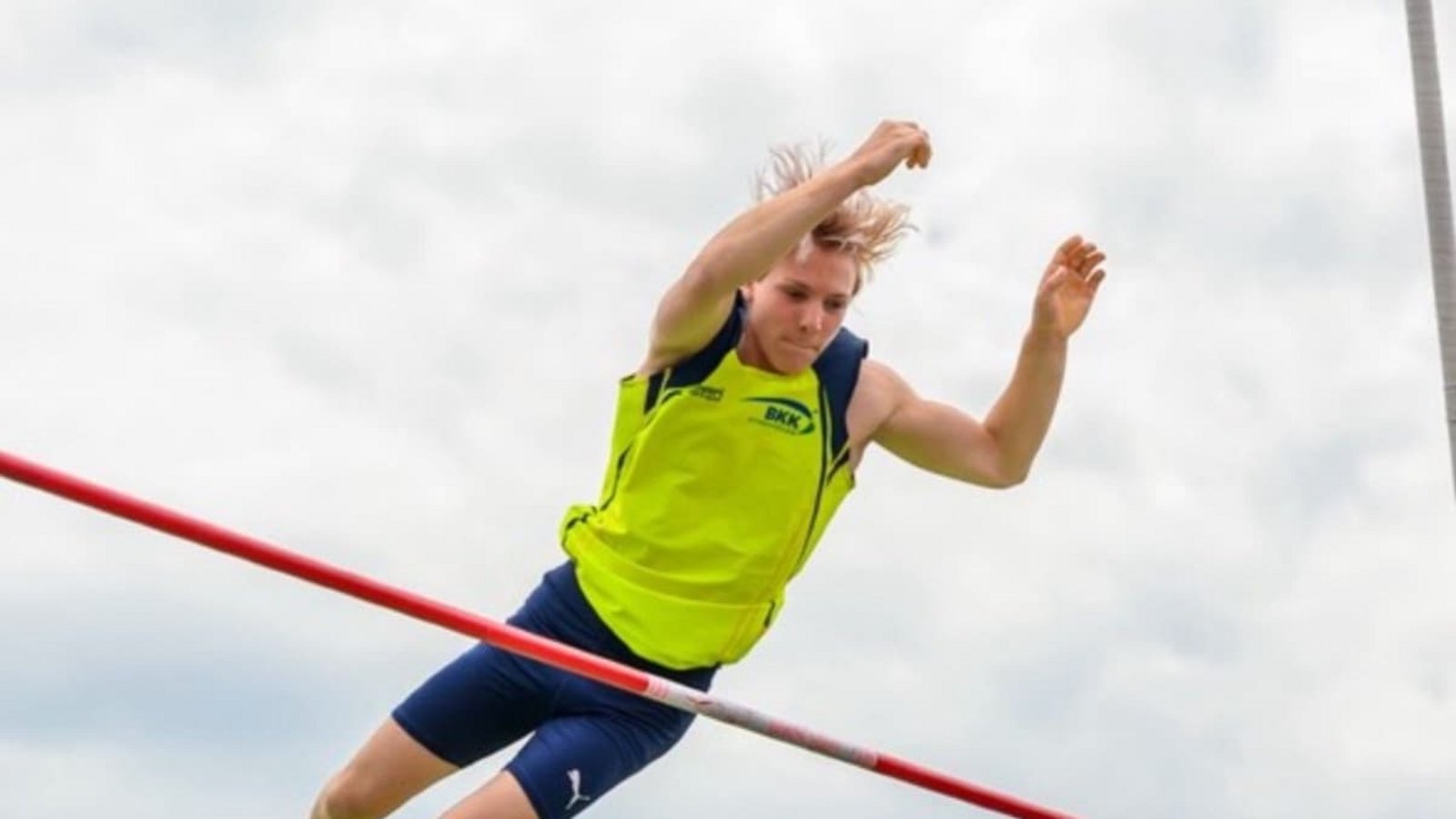 Nur richtig fliegen ist schöner: Samuel Weber ging als Favorit ins Finale bei den deutschen U-16-Meisterschaften und wurde seiner Rolle voll gerecht - die Goldmedaille war der Lohn.privat Nur richtig fliegen ist schöner: Samuel Weber ging als Favorit ins Finale bei den deutschen U-16-Meisterschaften und wurde seiner Rolle voll gerecht - die Goldmedaille war der Lohn.privat