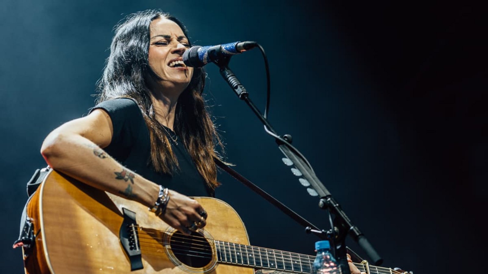Engagiert: Amy Macdonald auf der Freilichtbühne KillesbergChristoph Schmidt