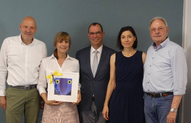 Geschwister Klaus und Brigitte Sämann als Geschäftsleitung des Kaufhauses Sämann, Oberbürgermeister Frank Schneider, Christiane Sämann-Welschenbach und Ulrich Sämann (von links). p