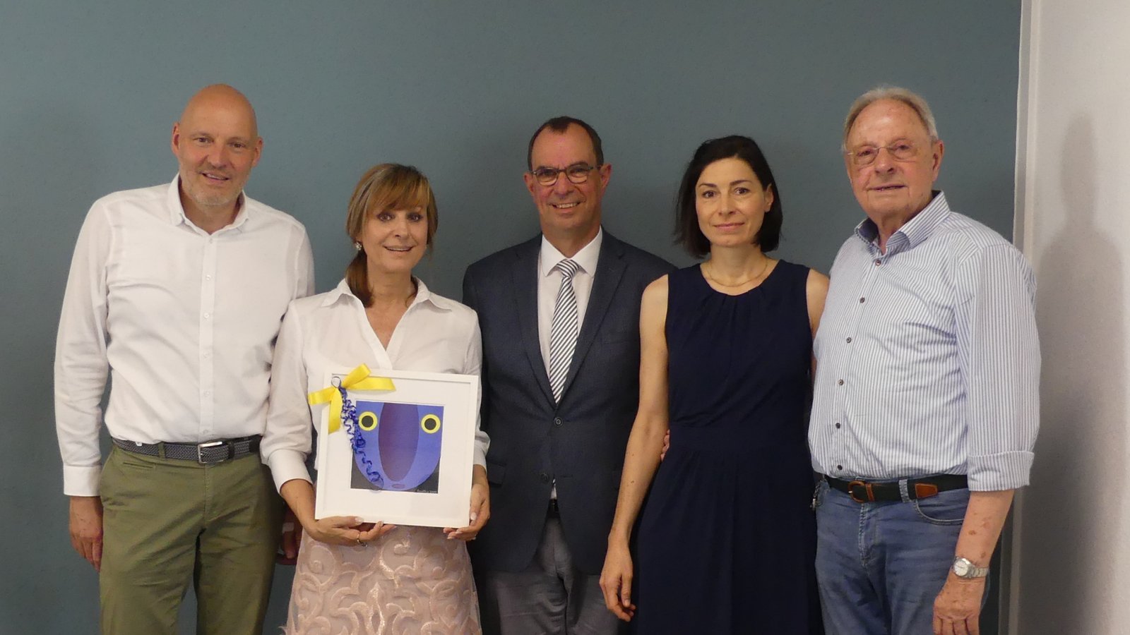 Geschwister Klaus und Brigitte Sämann als Geschäftsleitung des Kaufhauses Sämann, Oberbürgermeister Frank Schneider, Christiane Sämann-Welschenbach und Ulrich Sämann (von links). p